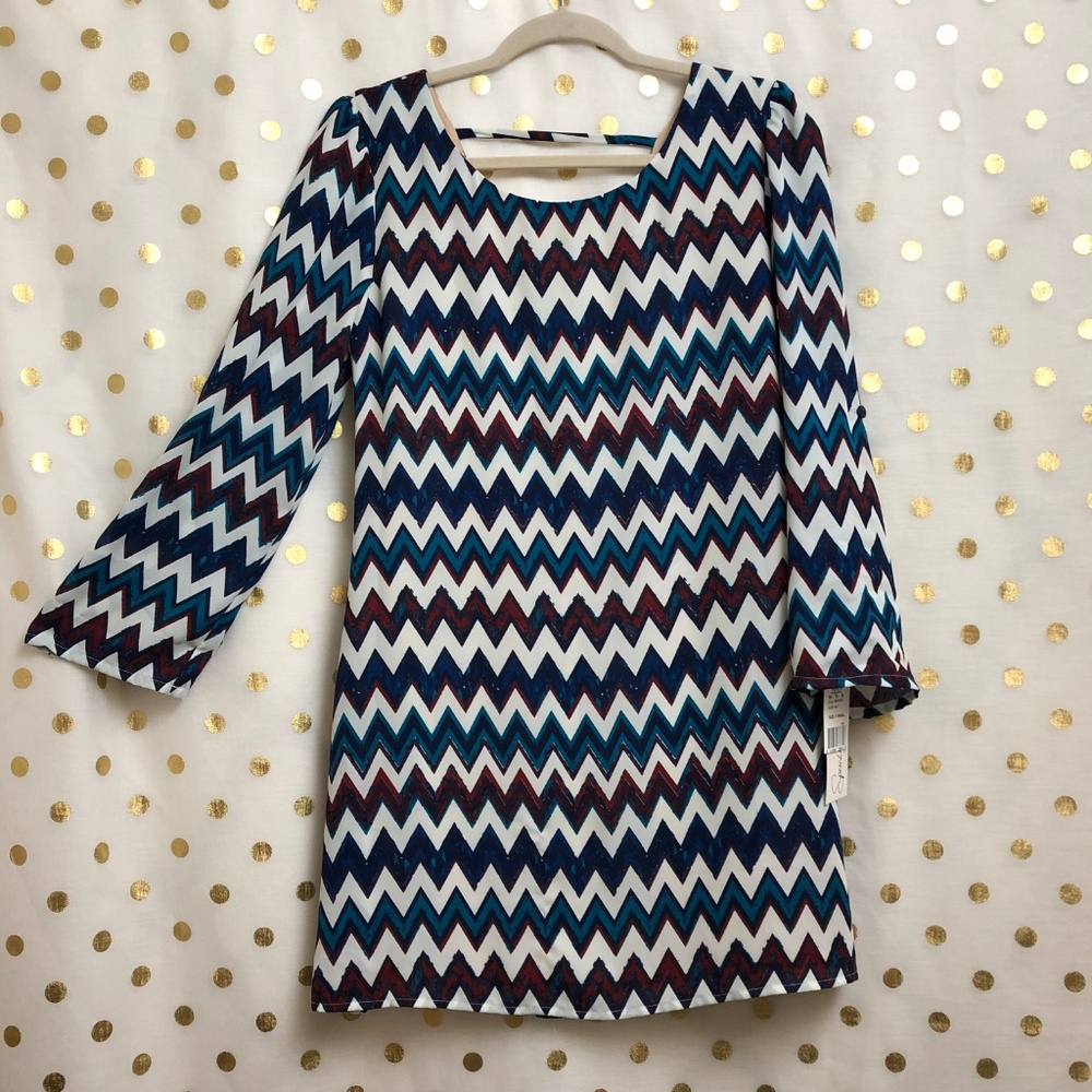 **NWT**Speechless Chevron Dress